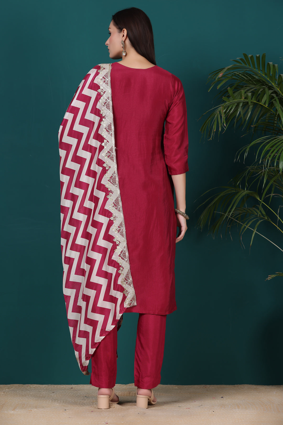 Women showcasing salwar suit design