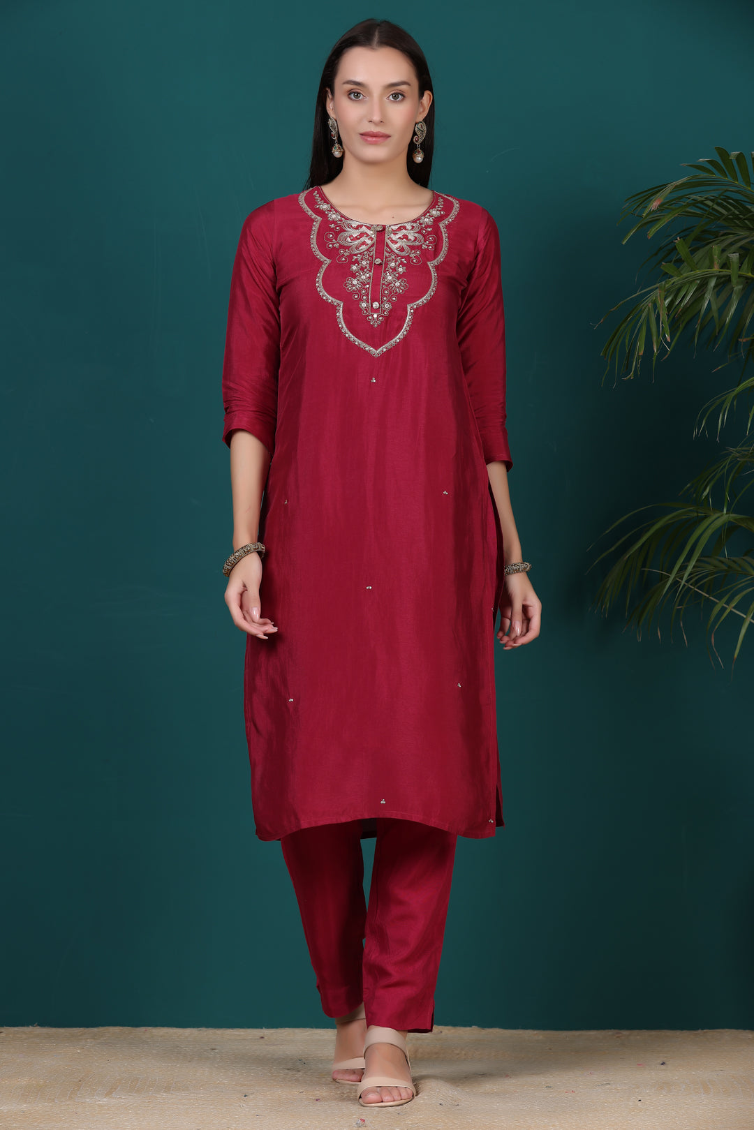 Red Suit design for women