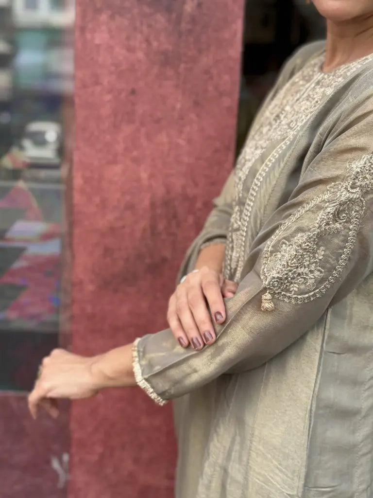 Fabric and fall detail in dusty green kurta set — Dusty Green Kurta Set