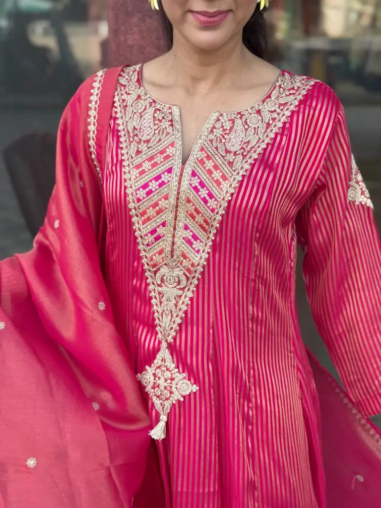 Front styling view of rani pink kurta set — Rani Pink Kurta Set