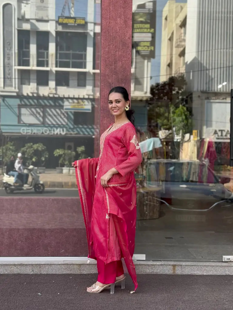 Complete ethnic look in rani pink kurta set — Rani Pink Kurta Set