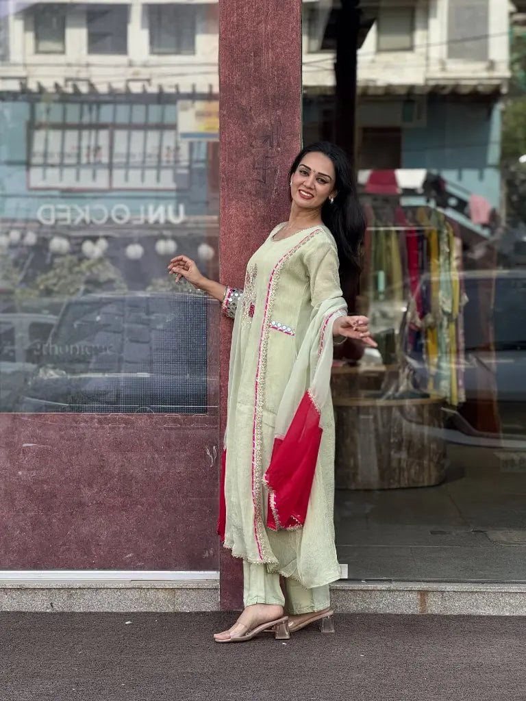Side drape and silhouette of mint green kurta set — Mint Green Kurta Set