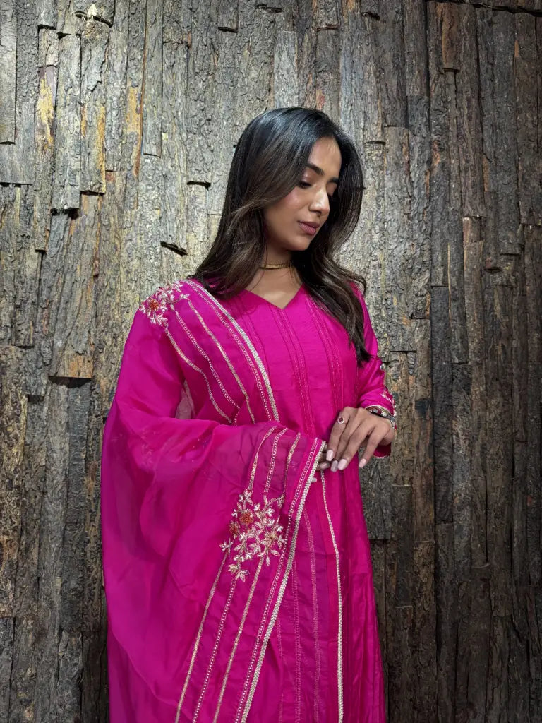 Complete ethnic look in hot pink kurta set — Hot Pink Kurta Set