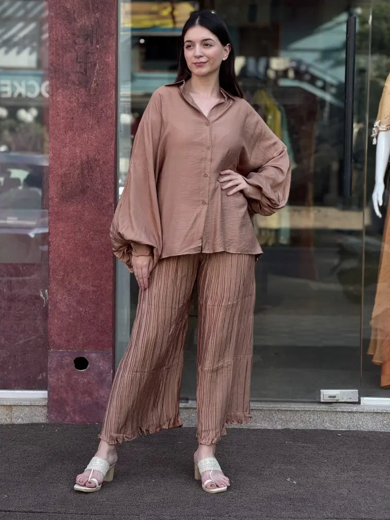 Fabric and fall detail in mauve co-ord set — Mauve Co-ord Set
