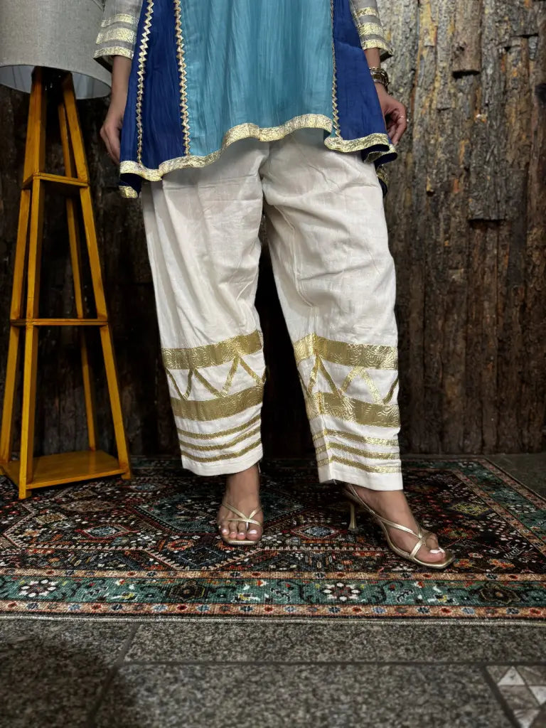 Side drape and silhouette of sky blue kurta set — Sky Blue Kurta Set