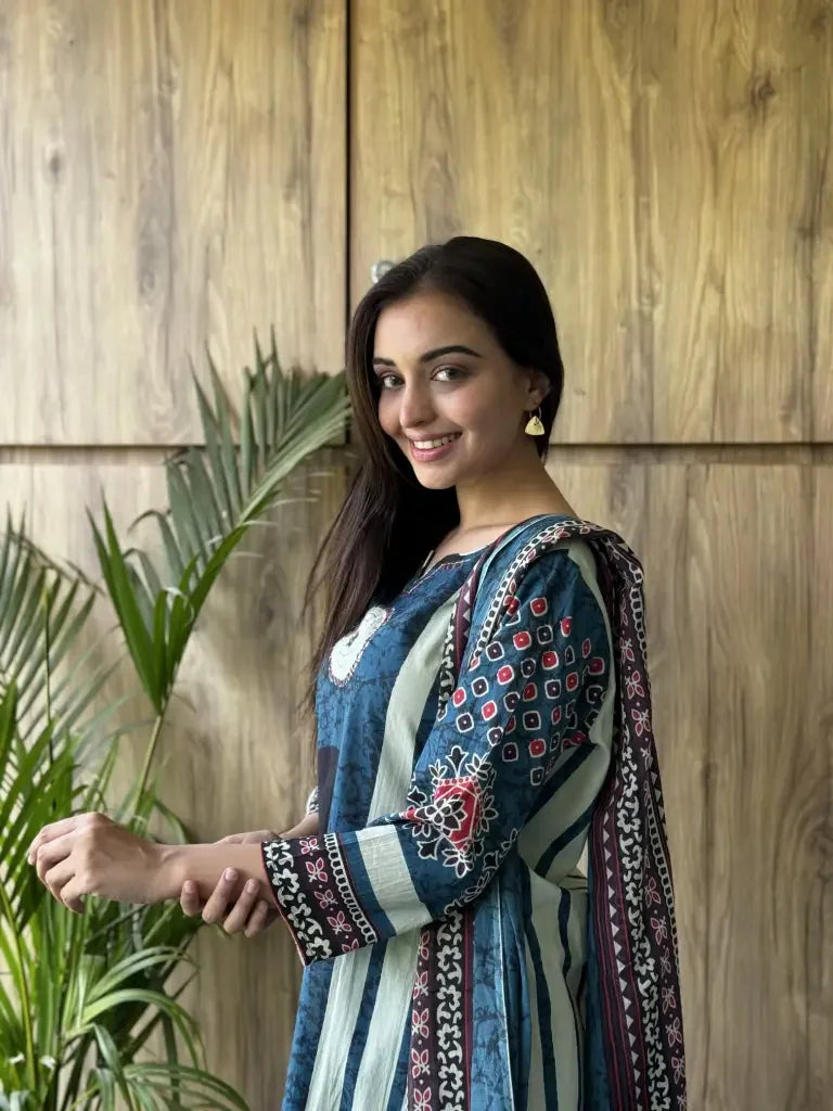 Back view — Indigo Cotton Kurta Set