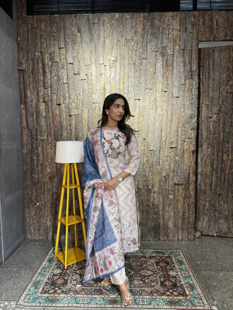 Complete ethnic look in cream kurta set — Cream Kurta Set