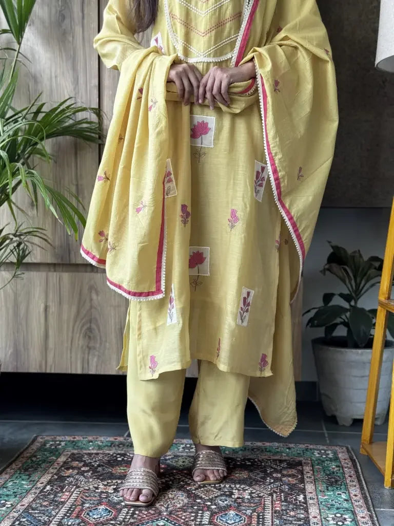 Detail view — Lime Yellow Mul Chanderi Kurta Set