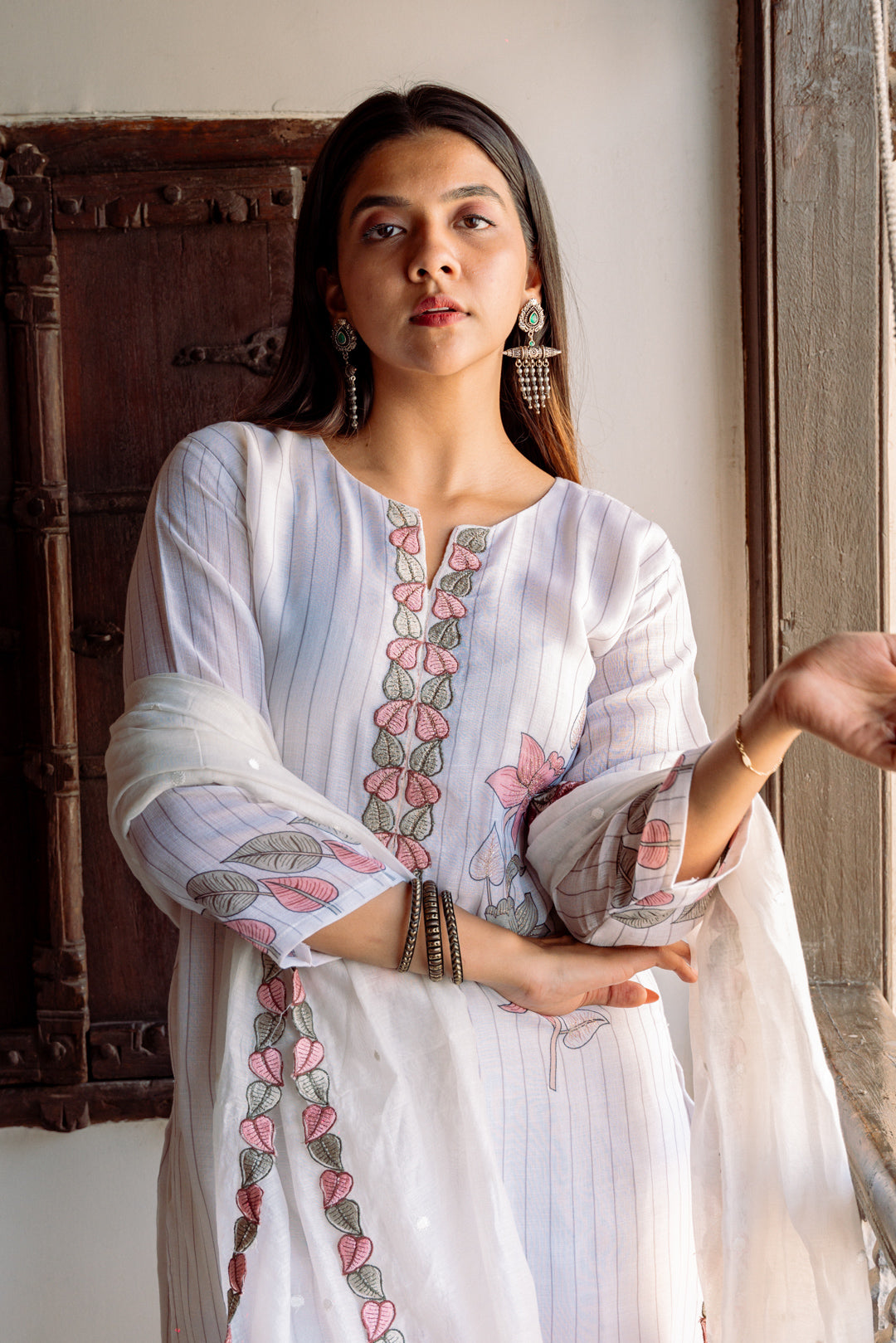 White Linen Embroided Kurti set with Dupatta