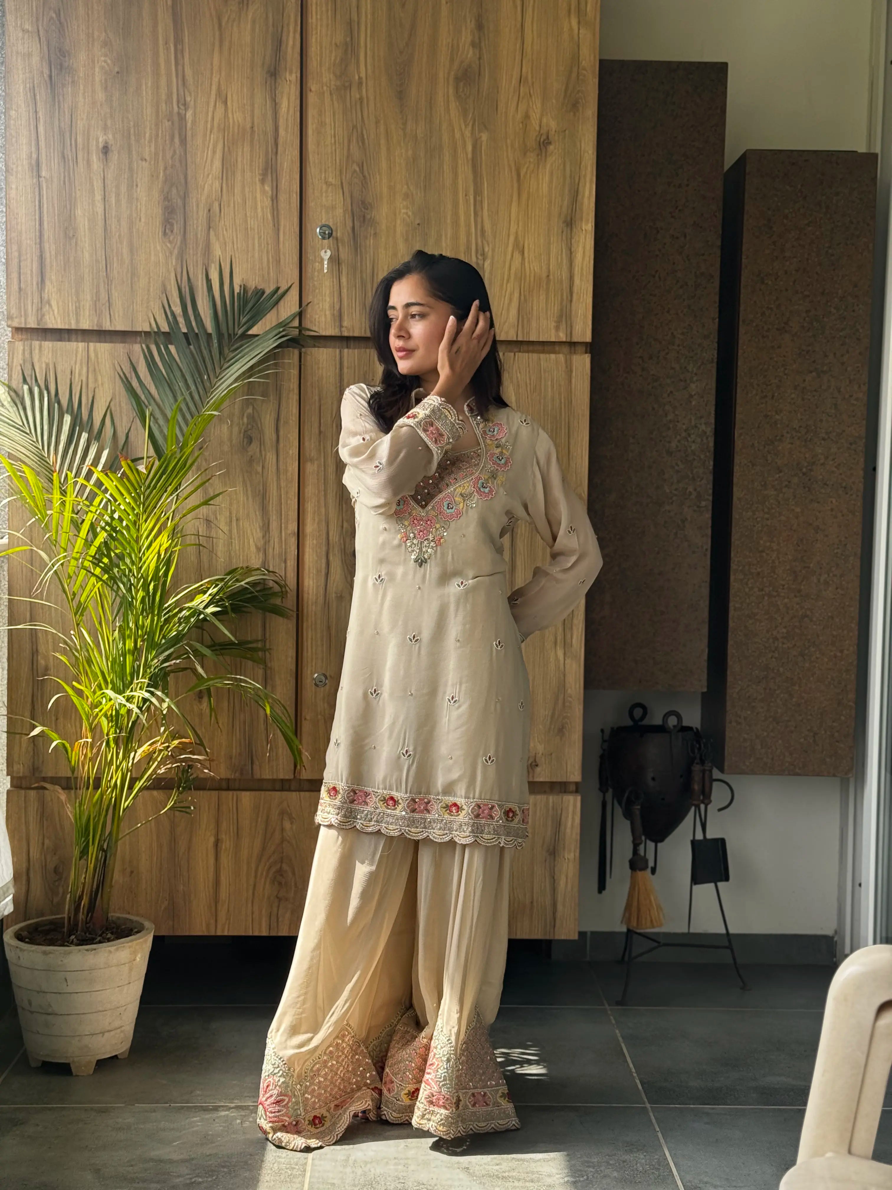 Side drape and silhouette view of off white co-ord set — Off White Co-ord Set