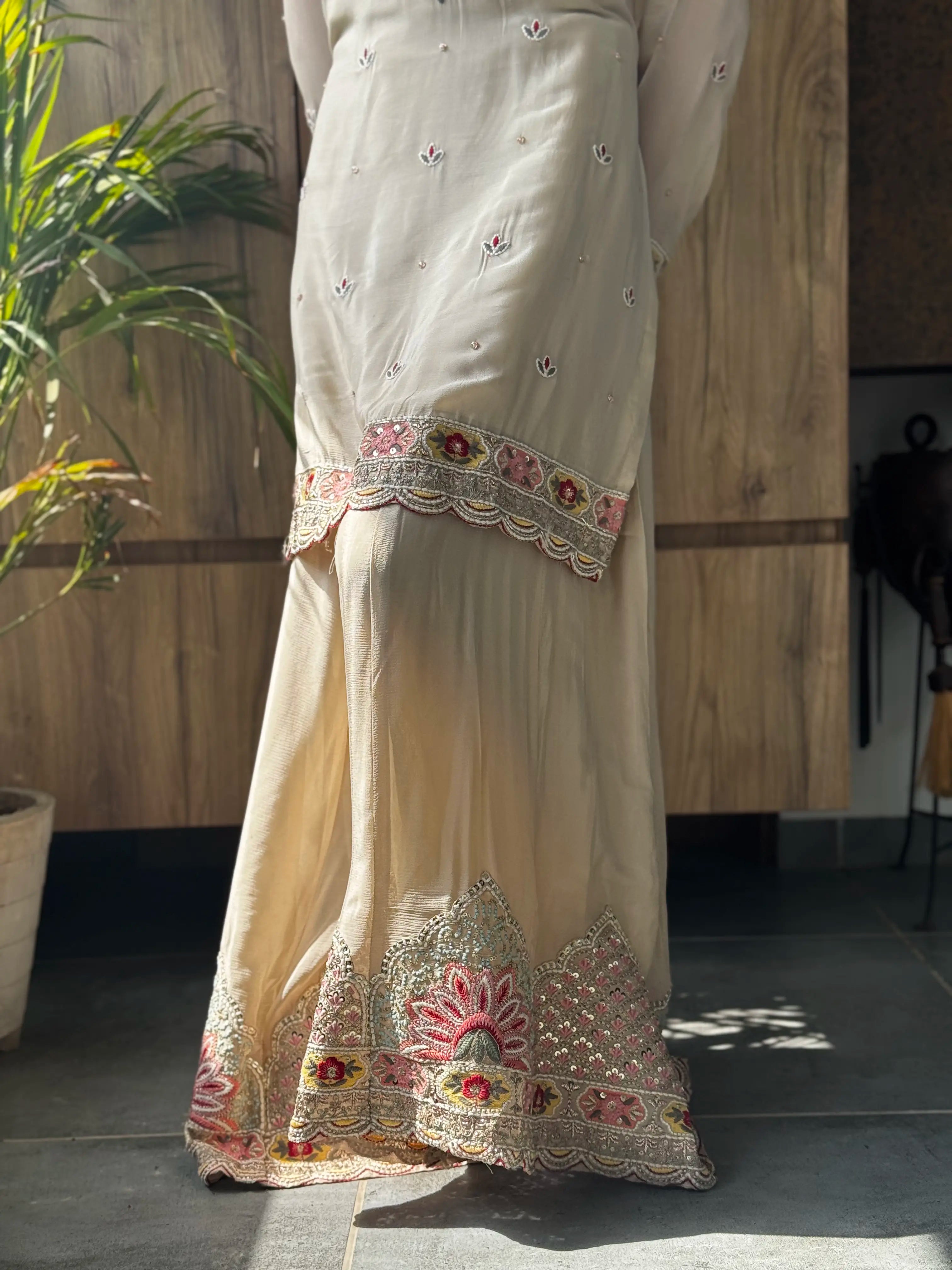 Front styling and fit view of off white co-ord set — Off White Co-ord Set